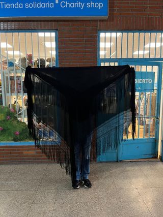 Espectacular mantón de flamenco, una pieza esencia