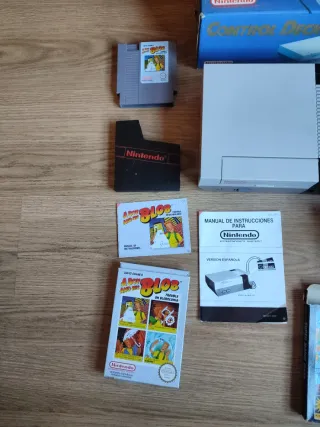 Nintendo NES Control Deck con juegos
