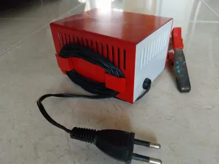 Cargador Baterías FERVE F-204