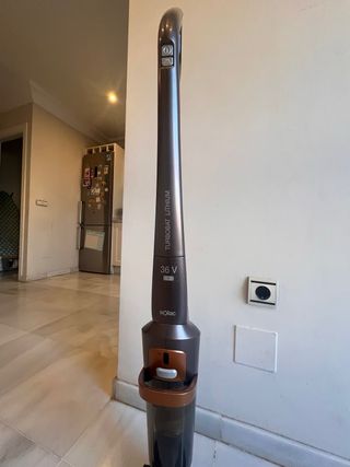 Aspirador Solac Turbo Brush 36V