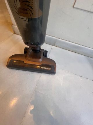 Aspirador Solac Turbo Brush 36V