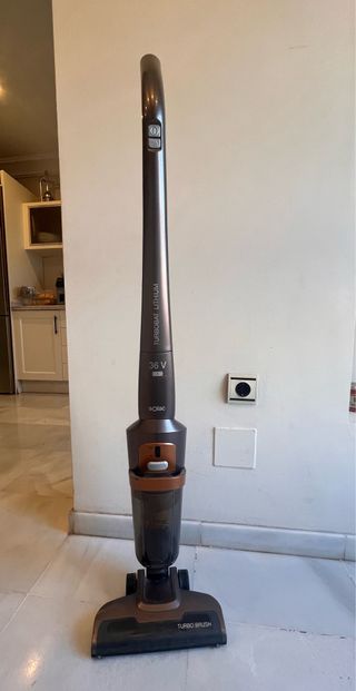 Aspirador Solac Turbo Brush 36V