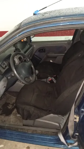 Renault Clio con muy pocos KM!!!!