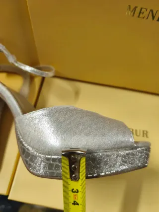 Zapatos de fiesta plateados MENBUR