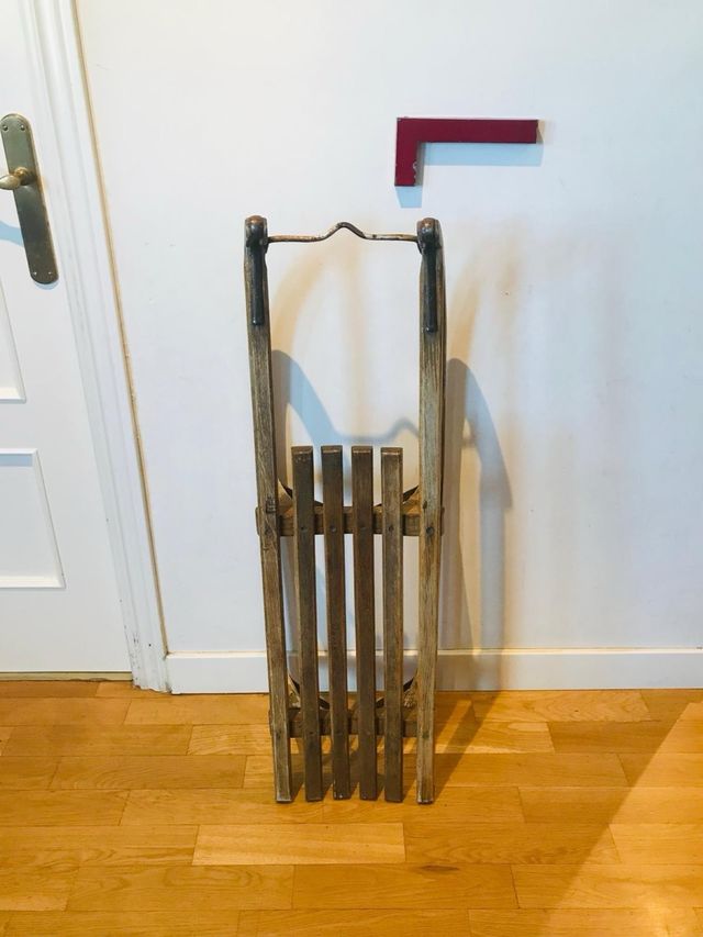 Trineo francés de madera