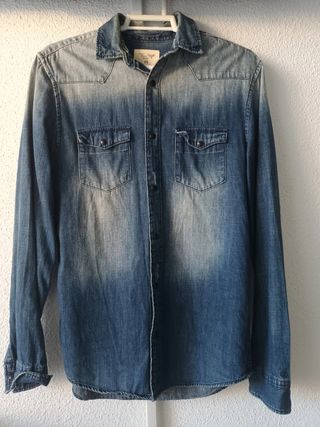 2 Camisas de cuadros y 1 vaquera