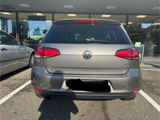 Volkswagen Golf tsi