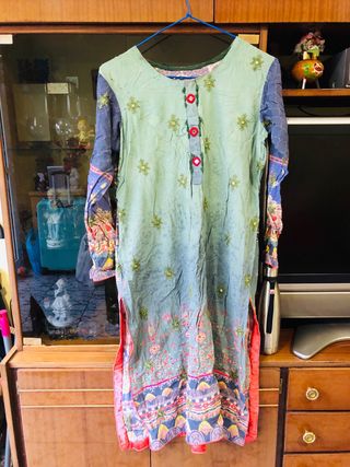 Conjunto Hindú: Vestido, Pantalón y Pañuelo