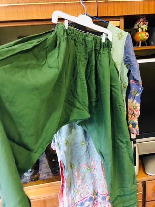 Conjunto Hindú: Vestido, Pantalón y Pañuelo