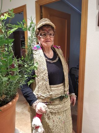 Disfraz completo hecho a mano de pastora