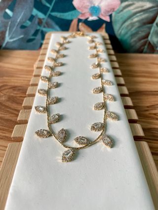 Collana con Cristalli e Strass Dorata