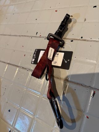 Llavero Oakley Wanderlust Tiger Camo Red