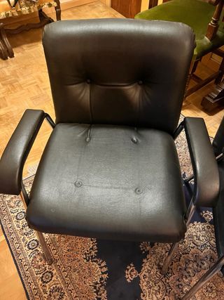 Pareja sillones confidente piel negra