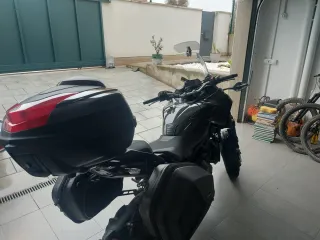 Yamaha Niken GT 900 - Touring