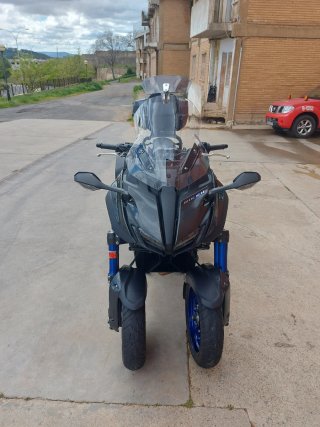 Yamaha Niken GT 900 - Touring