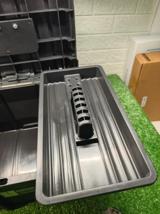 Caja de herramientas grande resistente 29x40x21