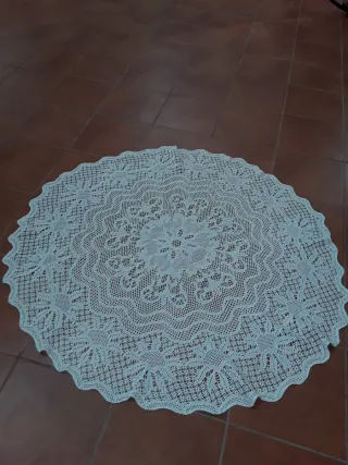 Due antichi tappeti all'uncinetto