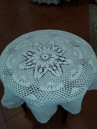 Due antichi tappeti all'uncinetto