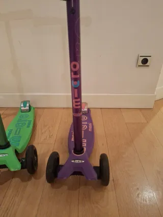 Patinete Micro Maxi Morado Ruedas con Luces