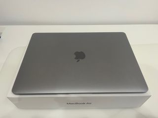 MacBook Air M1 (2020) 13’ Gris Espacial