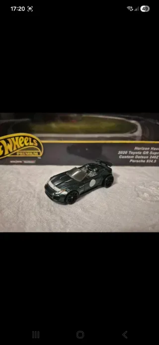 Hot Wheels Jaguar F Type Project 7