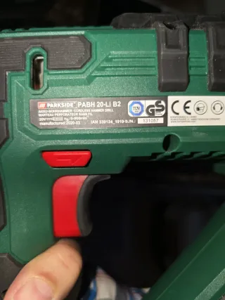 Taladro Batería Parkside + Accesorios