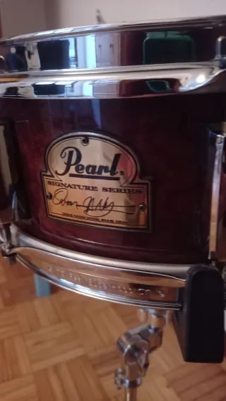 Caja Pearl Omar Hakim 13x5