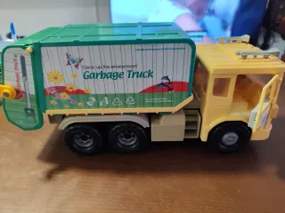 Camión de basura de juguete