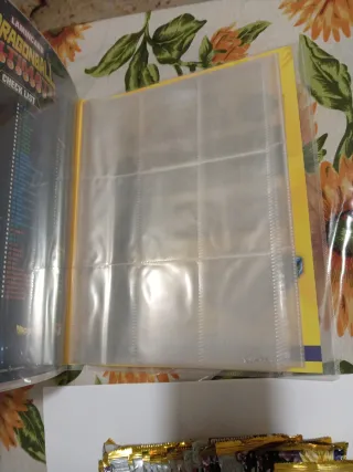 Raccoglitore Dragonball Ultimate+20 bustine nuove