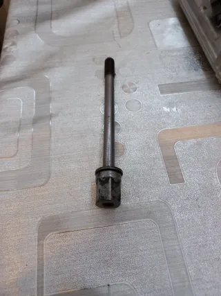 Tornillo alternador BMW E90