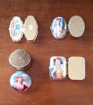 Set 4 Portapillole Vintage Decorati