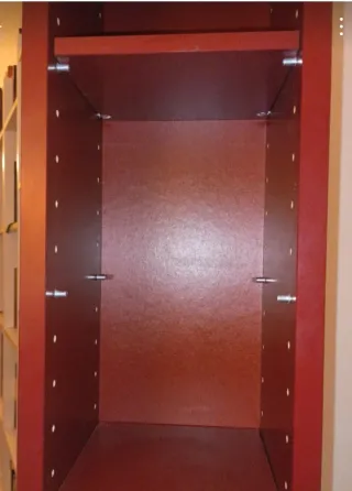 Estantería estrecha burdeos