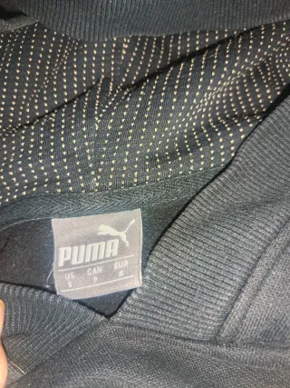 Sudadera Puma Negra con capucha y poco uso