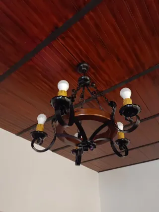 Lámparas rústicas de metal y madera (3)