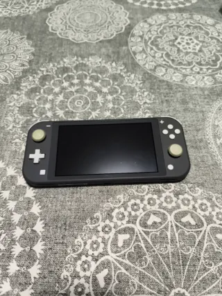 Nintendo Switch Lite Gris (No enciende)