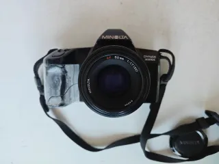 Minolta Dynax 3000i Cámara Analógica