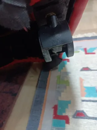 Poltrona relax manuale in ecopelle rossa