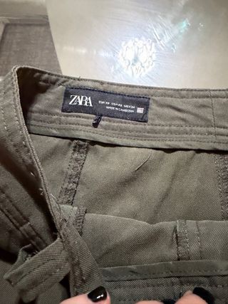 Pantalón Zara Verde Oliva Talla M