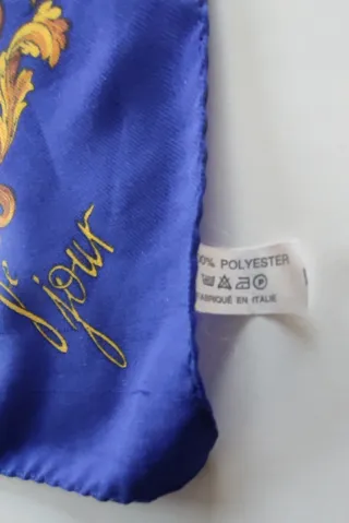 Foulard in seta con stampa barocca