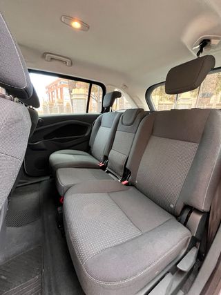 Ford Grand C-MAX 2015