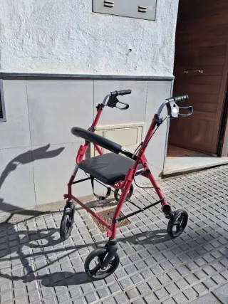 Andador para adultos rojo