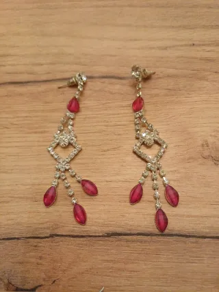 Orecchini pendenti strass e pietre fucsia