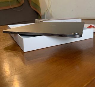 iPad Air 13 128GB Wi-Fi + Apple Pencil