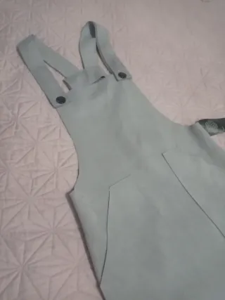 Peto gris tipo terciopelo