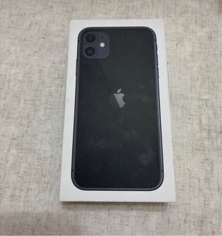 iPhone 11 64GB completo di cavetto e scatola