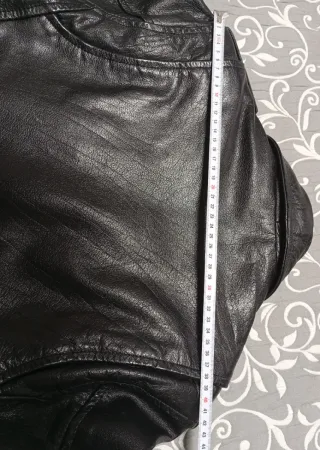 Chupa de cuero AMI Talla L