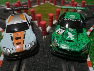 Scalextric Compact coches