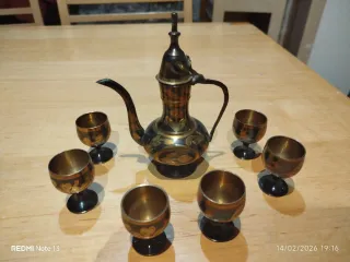 Tetera Marroquí y 6 Vasos Metálicos