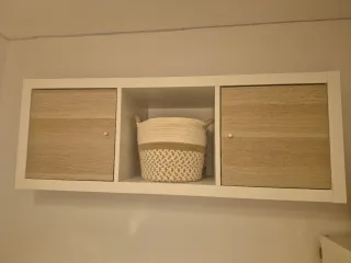 Estantería Ikea con puertas