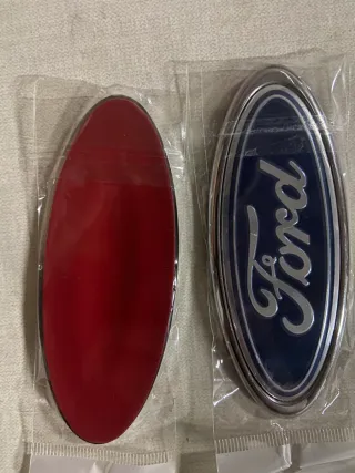Emblema Ford Oval Azul y Rojo